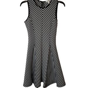 Monteau Dress Small Black & White Stripes Fit & Flare Sleeveless Key Hole Back